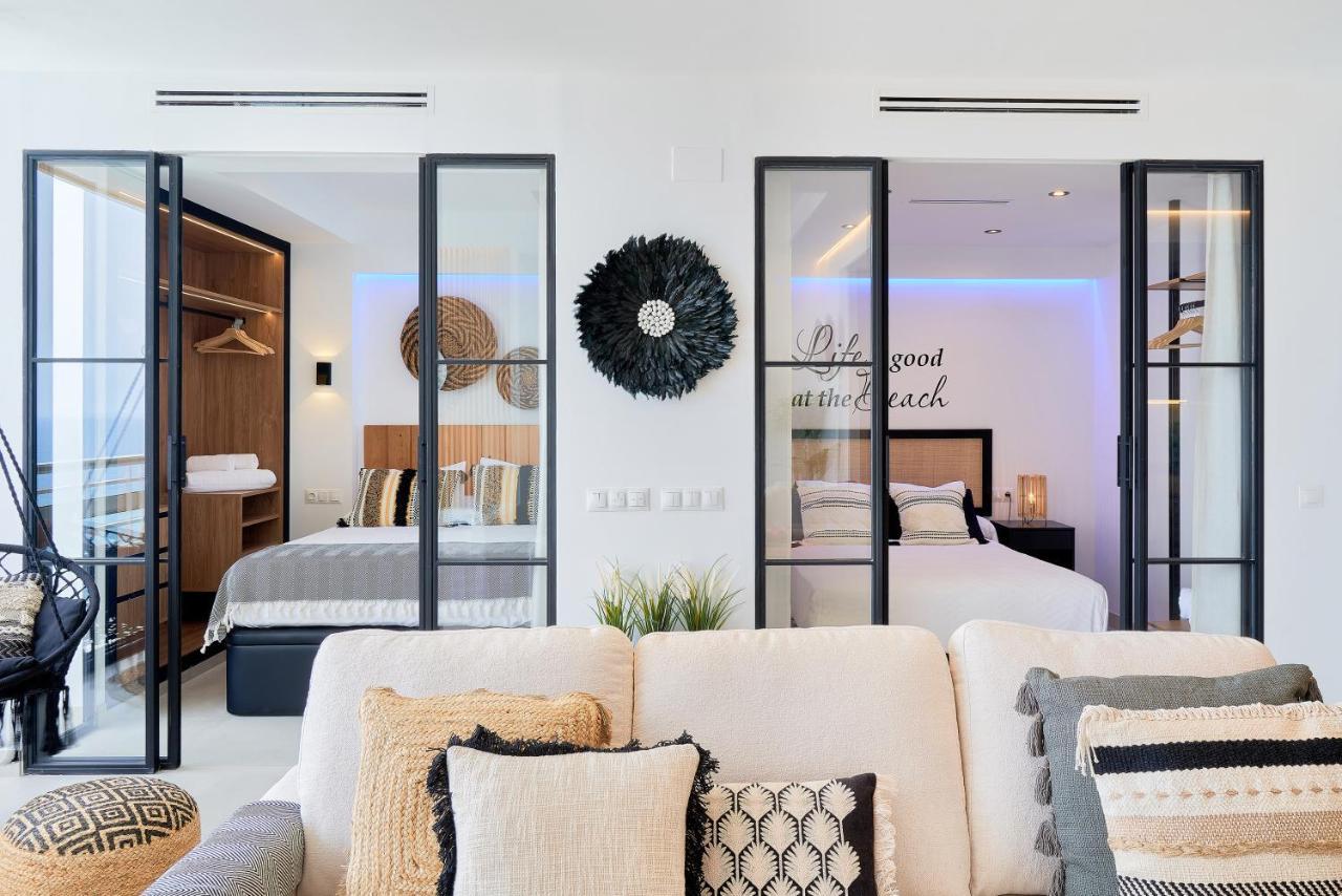 Pura Vida Luxury Apartment With Jacuzzi Τορρεμολίνος Εξωτερικό φωτογραφία