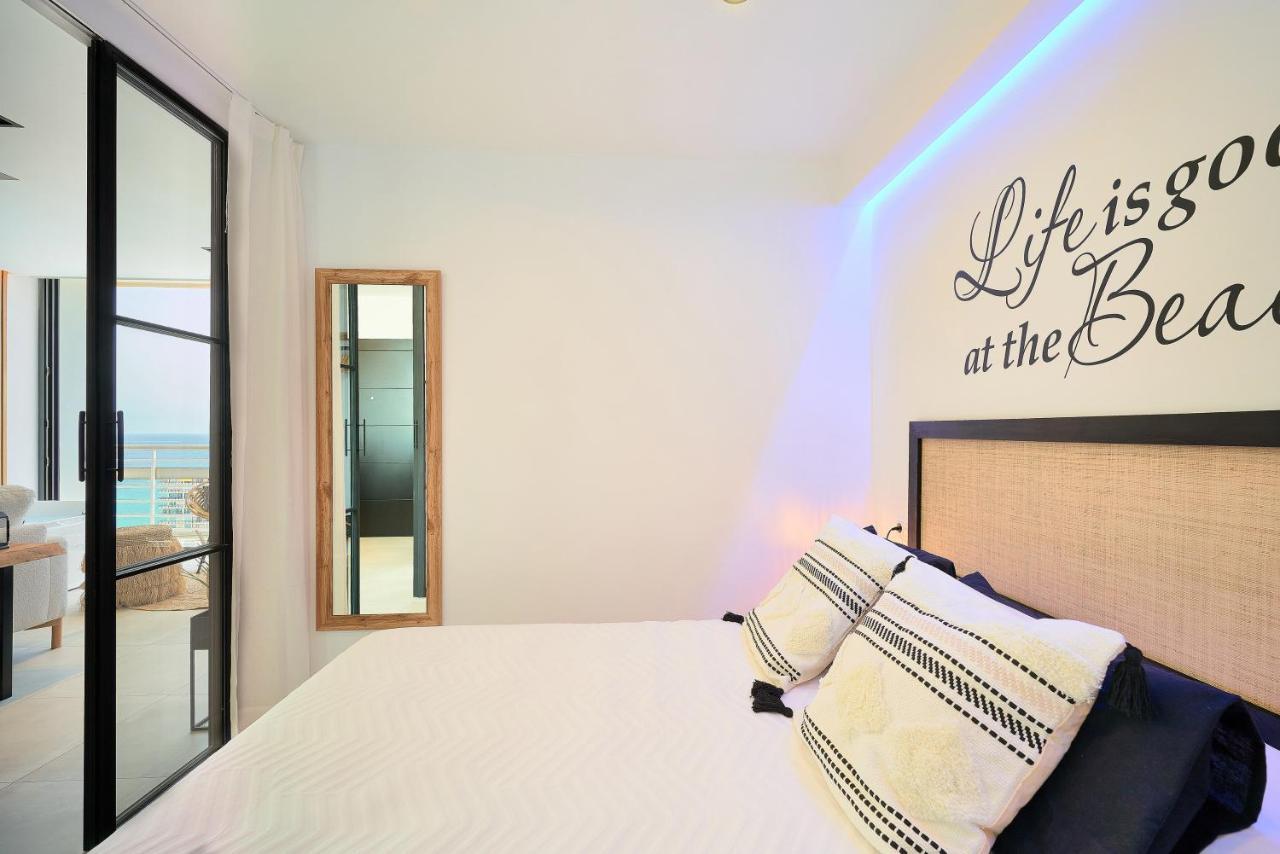 Pura Vida Luxury Apartment With Jacuzzi Τορρεμολίνος Εξωτερικό φωτογραφία