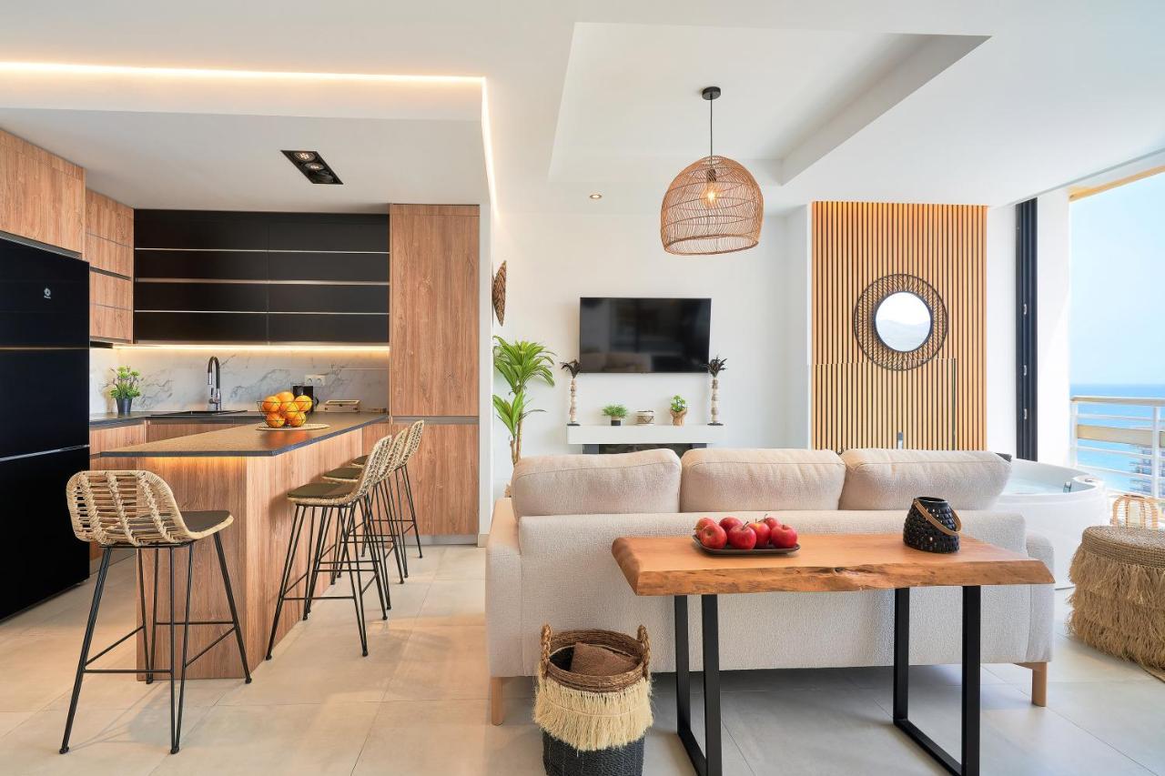 Pura Vida Luxury Apartment With Jacuzzi Τορρεμολίνος Εξωτερικό φωτογραφία